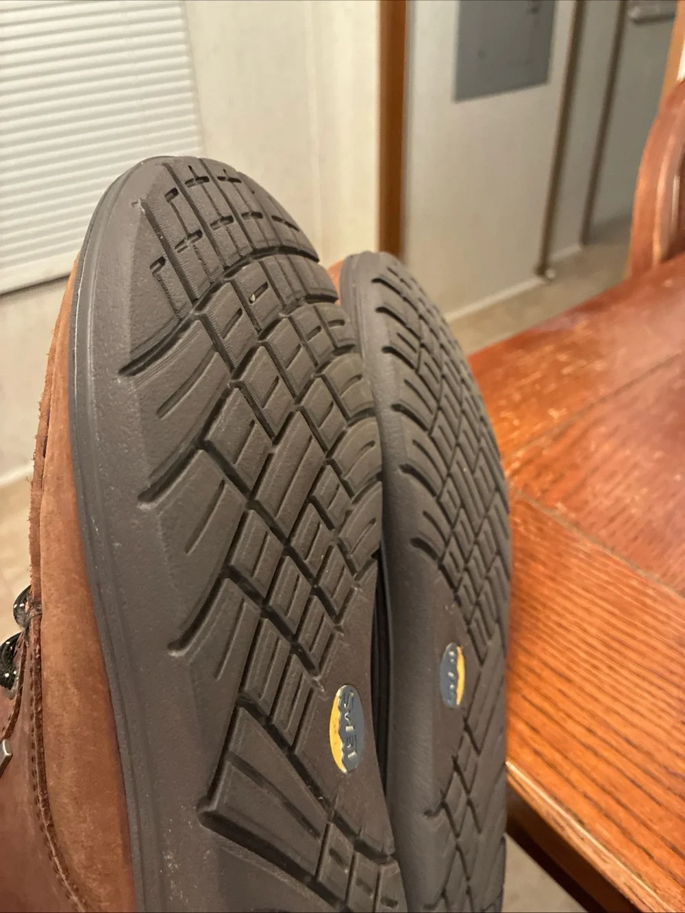 Lems lightweight brown